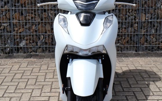 Gebrauchtmotorrad Honda SH125i - Bild 5