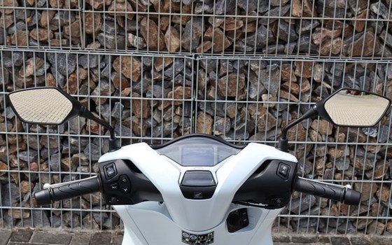 Neufahrzeug Honda SH125i - Bild 7