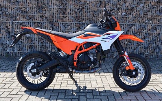 Neufahrzeug KTM 390 SMC R - Bild 12