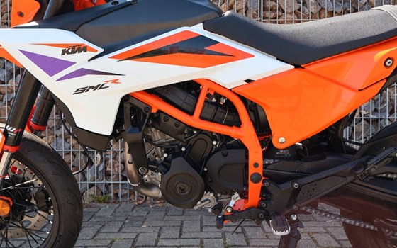 Neufahrzeug KTM 390 SMC R - Bild 3