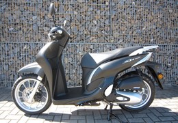 Neumotorrad Honda SH Mode 125