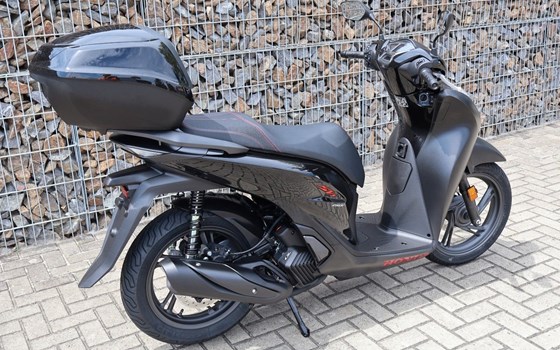 Gebrauchtmotorrad Honda SH150i - Bild 16