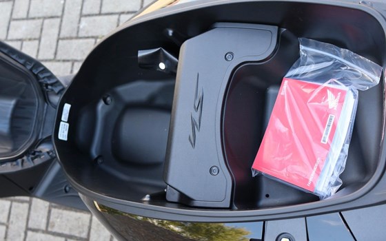 Neufahrzeug Honda SH125i - Bild 10