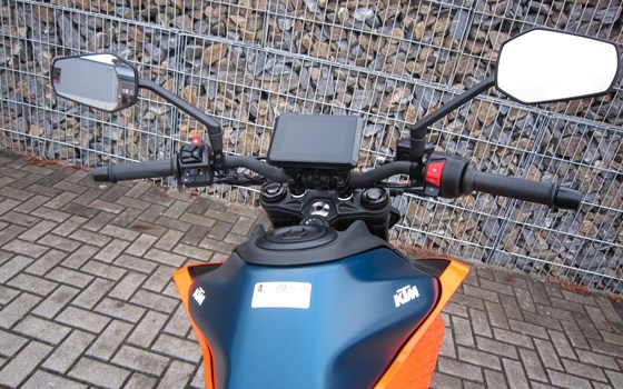 Neufahrzeug KTM 125 Duke - Bild 10