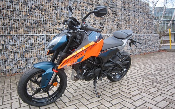 Neufahrzeug KTM 125 Duke - Bild 2