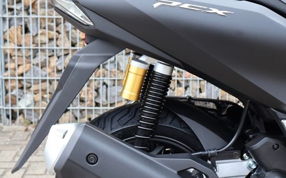 Gebrauchtmotorrad Honda PCX125 DX - Bild 16