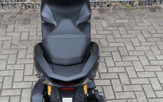 Gebrauchtmotorrad Honda PCX125 DX - Bild 7