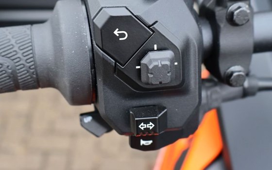 Neufahrzeug KTM 1390 Super Adventure S EVO - Bild 10