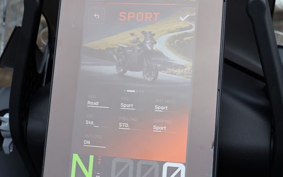 Neufahrzeug KTM 1390 Super Adventure S EVO - Bild 13