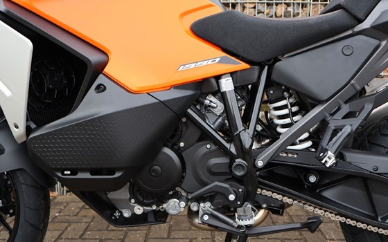 Neufahrzeug KTM 1390 Super Adventure S EVO - Bild 3