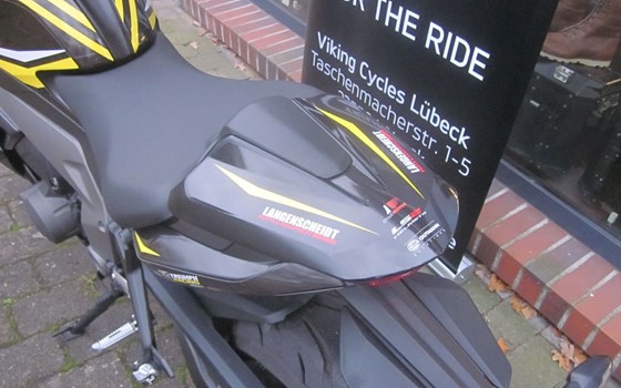 Gebrauchtmotorrad Triumph Daytona 660 - Bild 11