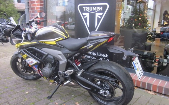 Gebrauchtmotorrad Triumph Daytona 660 - Bild 4