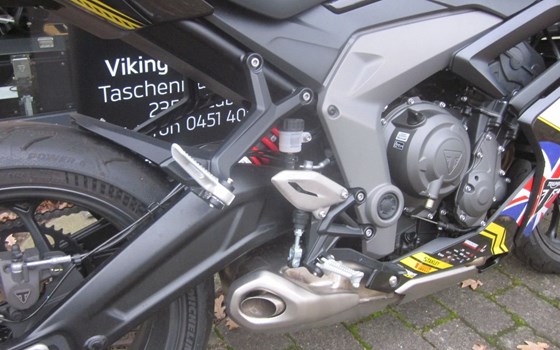 Gebrauchtmotorrad Triumph Daytona 660 - Bild 6