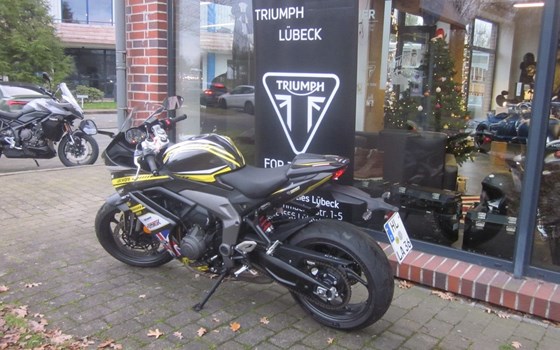Gebrauchtmotorrad Triumph Daytona 660 - Bild 9