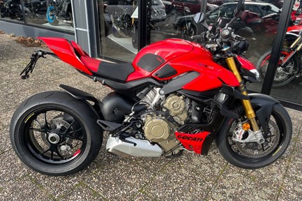 Ducati Streetfighter V4 S