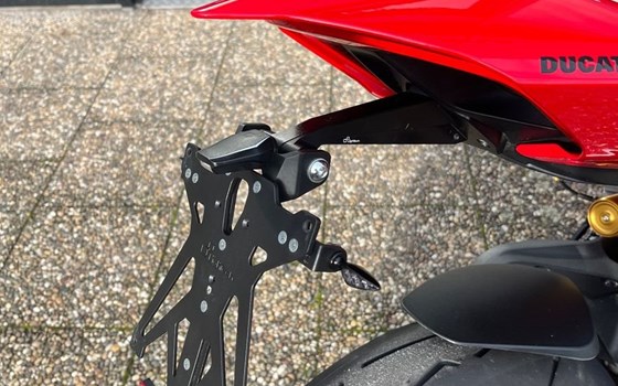 Gebrauchtmotorrad Ducati Streetfighter V4 S - Bild 3