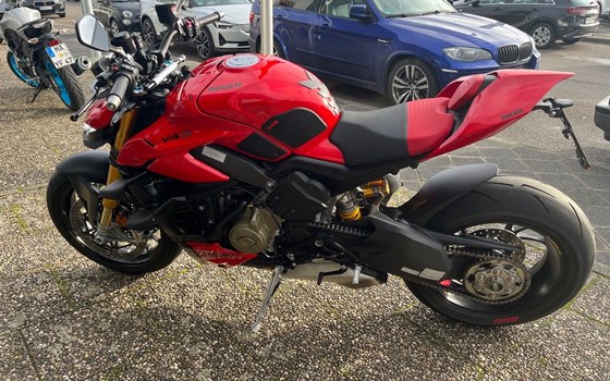 Gebrauchtmotorrad Ducati Streetfighter V4 S - Bild 4