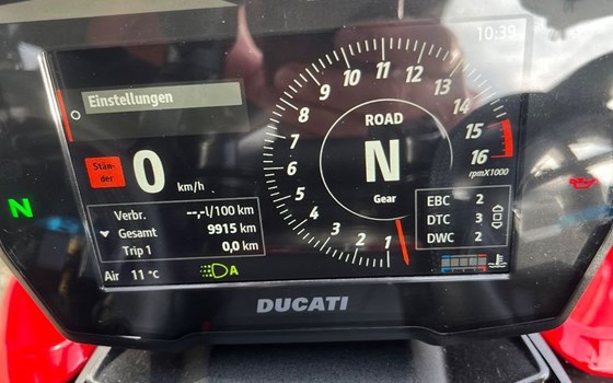 Gebrauchtmotorrad Ducati Streetfighter V4 S - Bild 5