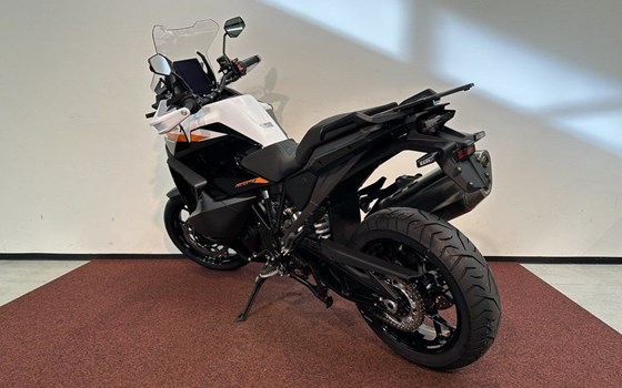 Neufahrzeug KTM 1390 Super Adventure S EVO - Bild 12