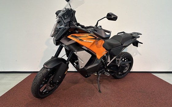 Neufahrzeug KTM 1390 Super Adventure S EVO - Bild 9