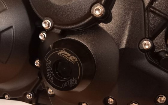 Gebrauchtmotorrad Triumph Speed Triple 1050 - Bild 17