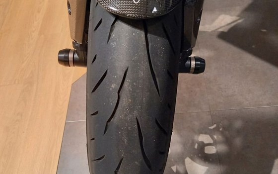 Gebrauchtmotorrad Triumph Speed Triple 1050 - Bild 7