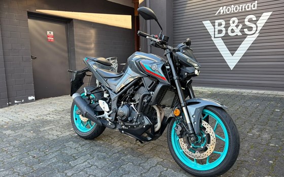 Gebrauchtmotorrad Yamaha MT-03 - Bild 2