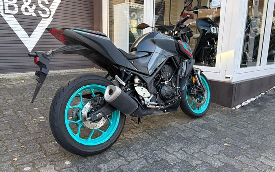 Gebrauchtmotorrad Yamaha MT-03 - Bild 3