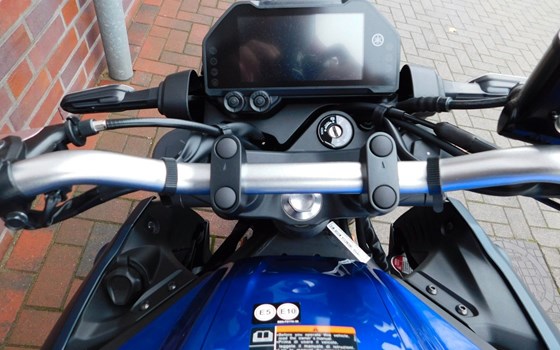 Gebrauchtmotorrad Yamaha MT-03 - Bild 12