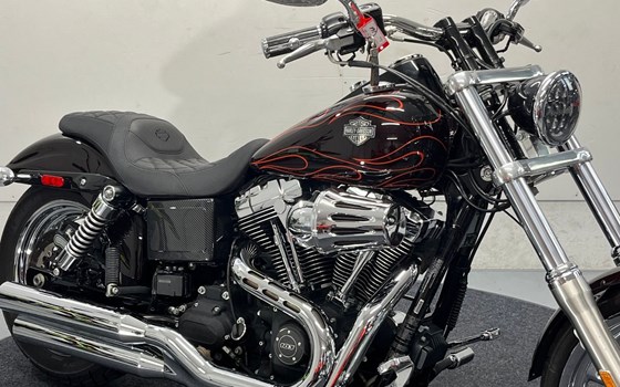 Gebrauchtmotorrad Harley-Davidson Dyna Wide Glide FXDWG - Bild 2