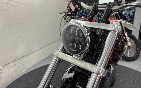 Gebrauchtmotorrad Harley-Davidson Dyna Wide Glide FXDWG - Bild 6