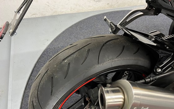 Gebrauchtmotorrad Yamaha FZ1 - Bild 13