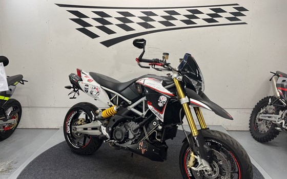 Gebrauchtmotorrad Aprilia Dorsoduro 1200 - Bild 1