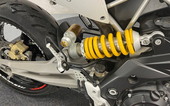 Gebrauchtmotorrad Aprilia Dorsoduro 1200 - Bild 13