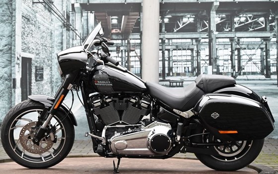 Gebrauchtmotorrad Harley-Davidson Softail Sport Glide FLSB - Bild 9