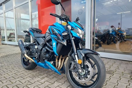 Suzuki GSX-S750
