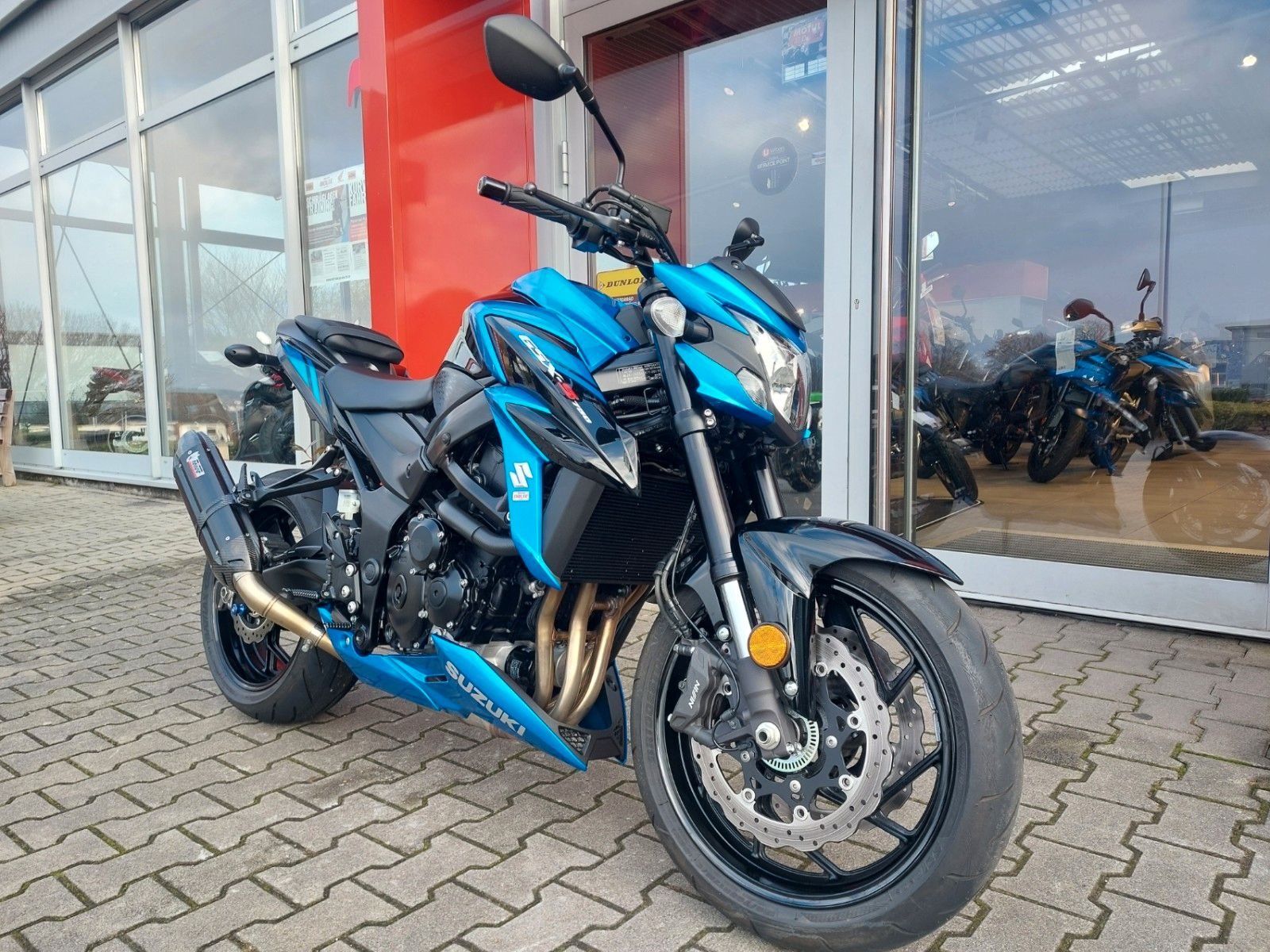 Suzuki GSX-S750