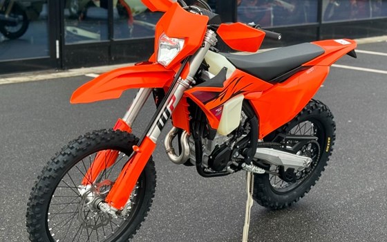 Neufahrzeug KTM 500 EXC-F 2026 - Bild 1