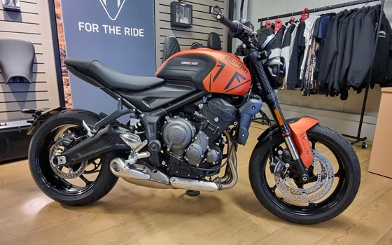 Gebrauchtmotorrad Triumph Trident 660 - Bild 2