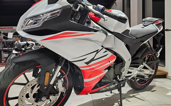 Neufahrzeug Aprilia RS 125 - Bild 11
