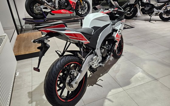 Neufahrzeug Aprilia RS 125 - Bild 7