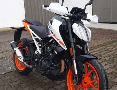 Gebrauchtmotorrad KTM 125 Duke - Bild 1