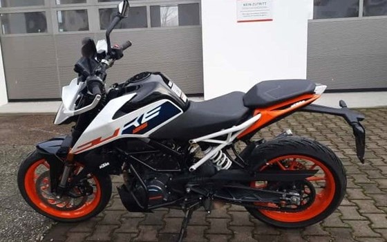 Gebrauchtmotorrad KTM 125 Duke - Bild 5