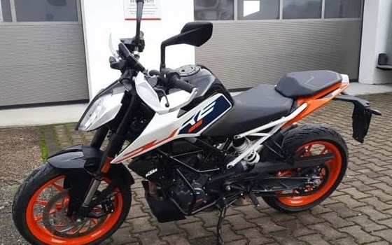 Gebrauchtmotorrad KTM 125 Duke - Bild 6