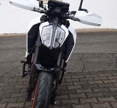 Gebrauchtmotorrad KTM 125 Duke - Bild 7
