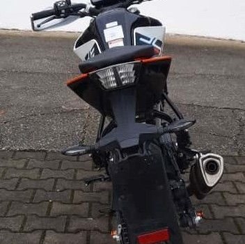 Gebrauchtmotorrad KTM 125 Duke - Bild 8