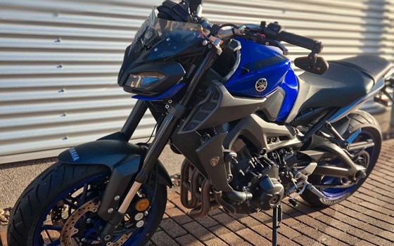 Gebrauchtmotorrad Yamaha MT-09 - Bild 1