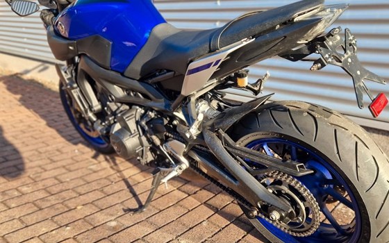 Gebrauchtmotorrad Yamaha MT-09 - Bild 4