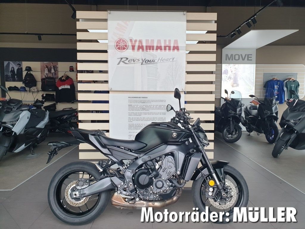 Yamaha MT-09 Y-AMT 