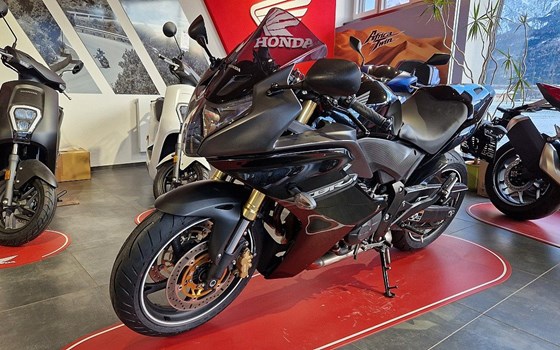 Gebrauchtmotorrad Honda CBR 600 F - Bild 1